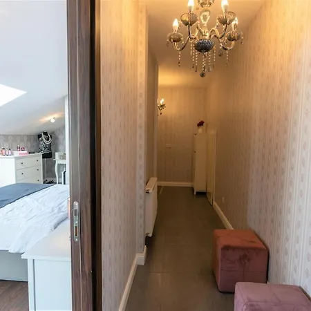 Duplex 3 Bedroom Apart. With Nice View All For You *